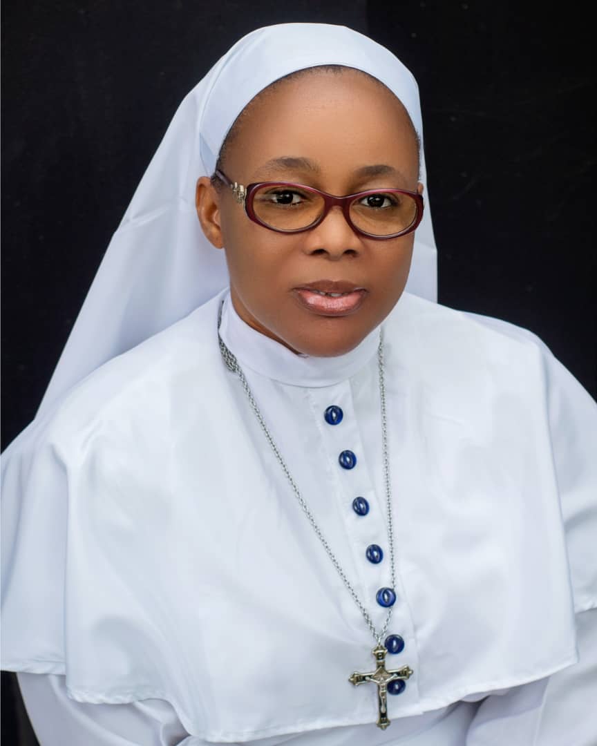 The college Provost of Mother of Mercy College of Health Technology, Mgbirichi welcome the newly matriculated student